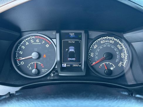 Used 2021 Toyota Tacoma SR image 21