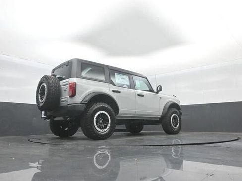 New 2026 Ford Bronco 4-Door w/ Sasquatch Package AWD/4WD image 35