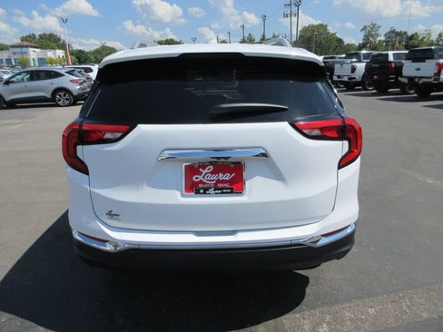 Used 2020 GMC Terrain SLT FWD image 6