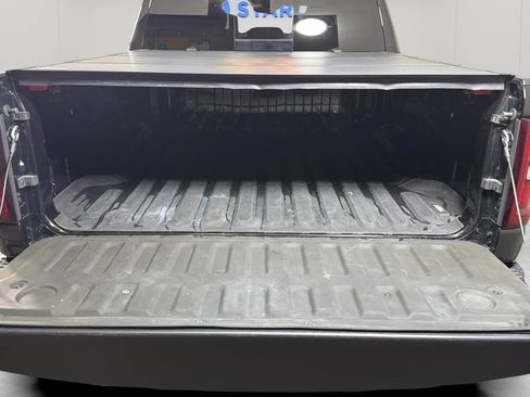 Used 2025 RAM 1500 Big Horn RWD image 28