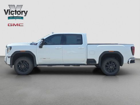 Used 2026 GMC Sierra 2500 AT4 w/ AT4 Premium Plus Package AWD/4WD image 6