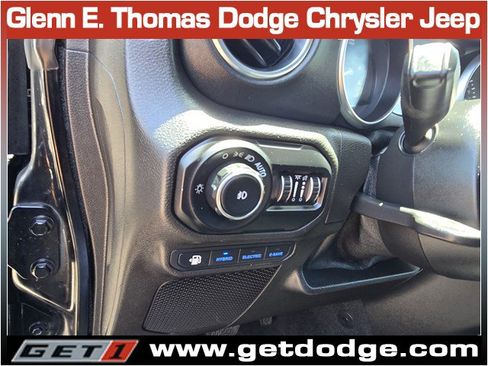 Used 2021 Jeep Wrangler Unlimited Sahara w/ Safety Group AWD/4WD image 20