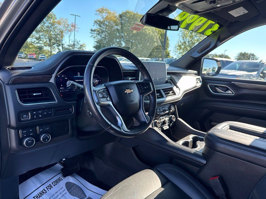 Used 2022 Chevrolet Tahoe LT w/ Luxury Package AWD/4WD image 26