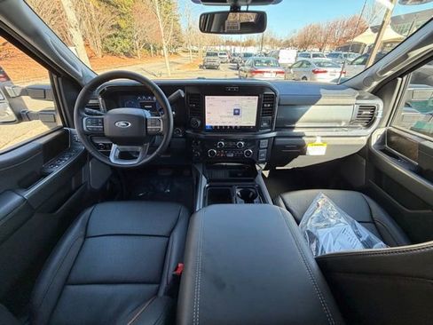 New 2026 Ford F250 Lariat w/ Black Appearance Package image 12