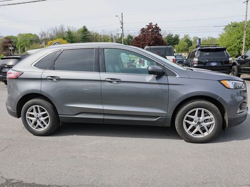 Used 2024 Ford Edge SEL w/ Convenience Package AWD/4WD image 8