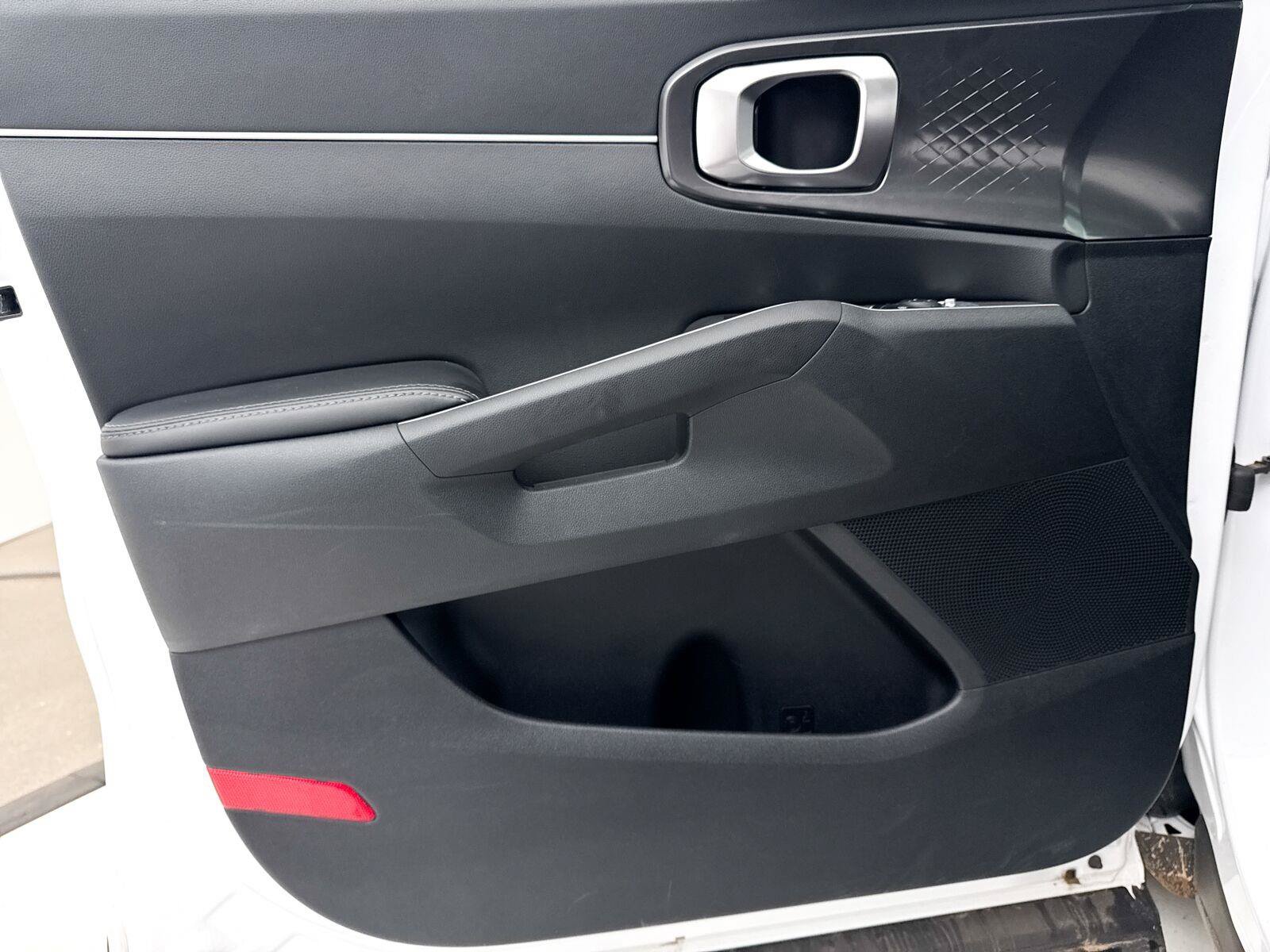 Used 2024 Kia Sorento S w/ Panoramic Sunroof Package FWD image 28