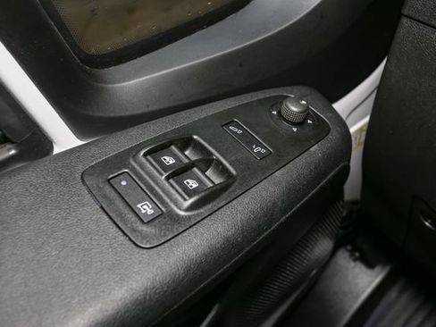 Used 2026 RAM ProMaster 2500 w/ Convenience Group FWD image 30