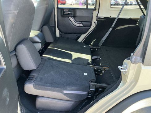 Used 2017 Jeep Wrangler Unlimited Sport w/ Quick Order Package 24S image 23