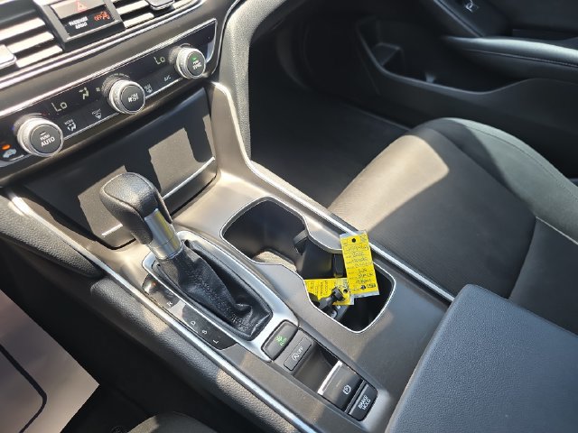 Used 2022 Honda Accord LX image 25