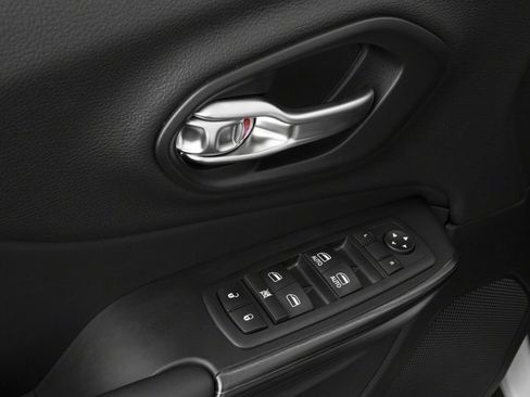 Used 2016 Jeep Cherokee Trailhawk w/ Comfort/Convenience Group image 22