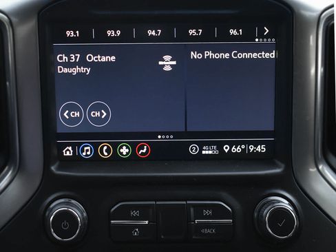 Used 2020 Chevrolet Silverado 1500 LT Trail Boss AWD/4WD image 14