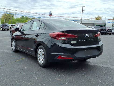 Used 2019 Hyundai Elantra SE w/ Cargo Package FWD image 9