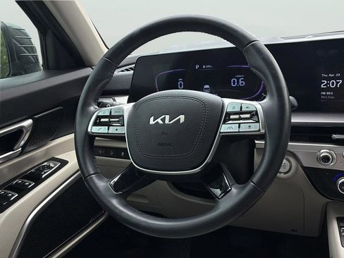 Used 2024 Kia Telluride S w/ S Sunroof Package FWD image 18