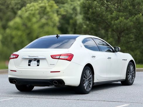 Used 2019 Maserati Ghibli RWD image 11