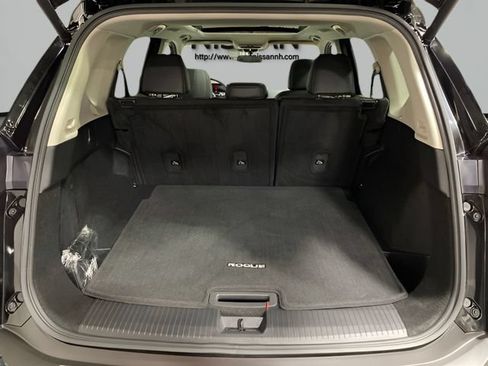 Certified 2023 Nissan Rogue SV w/ SV Premium B Package AWD/4WD image 25