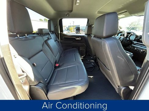 Used 2025 GMC Sierra 1500 SLT image 22