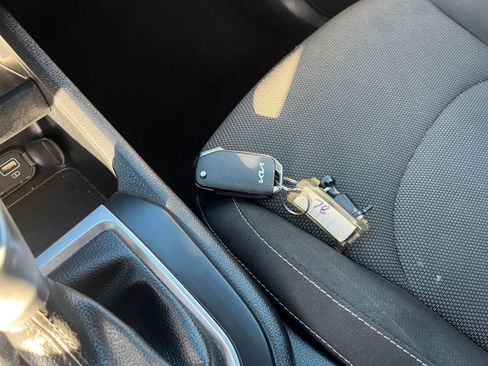 Used 2024 Kia Forte LXS image 18