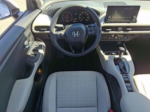 Used 2024 Honda HR-V LX image 11