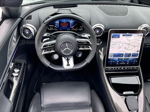 Used 2022 Mercedes-Benz SL 63 AMG 4MATIC image 6