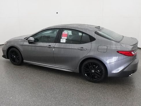 New 2026 Toyota Camry SE image 4