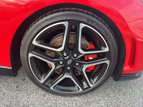 Used 2022 Hyundai Veloster N image 8