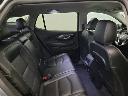 Used 2023 GMC Terrain SLT AWD/4WD image 19