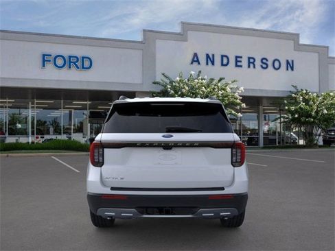 New 2026 Ford Explorer Active w/ Active Comfort Package image 5