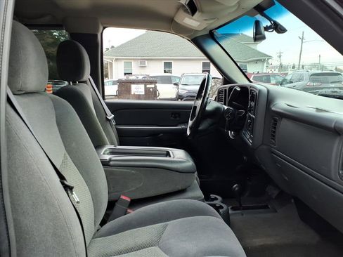 Used 2006 Chevrolet Silverado 1500 LT w/ Light Duty Power Package image 23