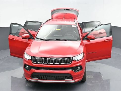 Used 2024 Jeep Compass Limited AWD/4WD image 44
