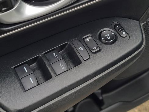 Used 2022 Honda CR-V EX-L image 11