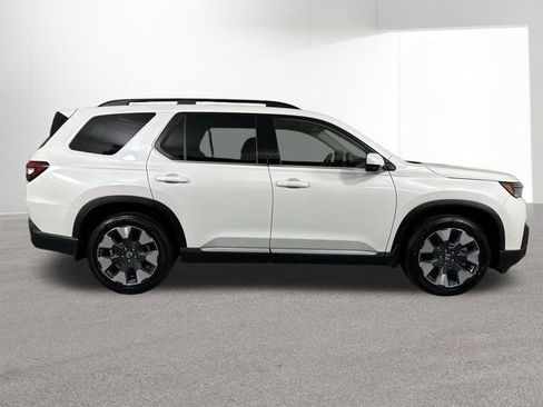 Certified 2026 Honda Pilot Touring image 39