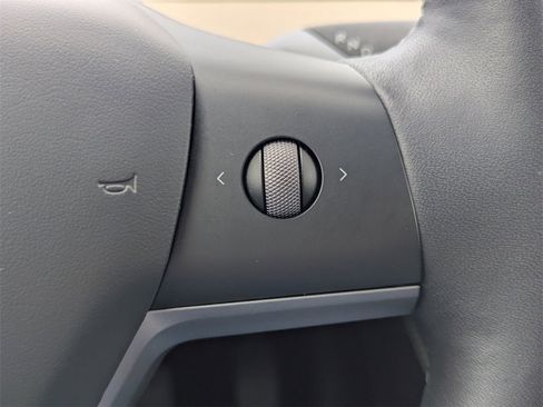 Used 2023 Tesla Model 3 Long Range image 19