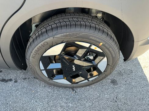 New 2027 Kia Seltos S AWD/4WD image 9