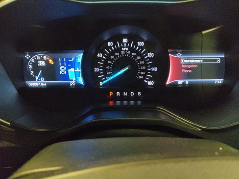 Used 2019 Ford Fusion SE w/ Equipment Group 151A FWD image 23