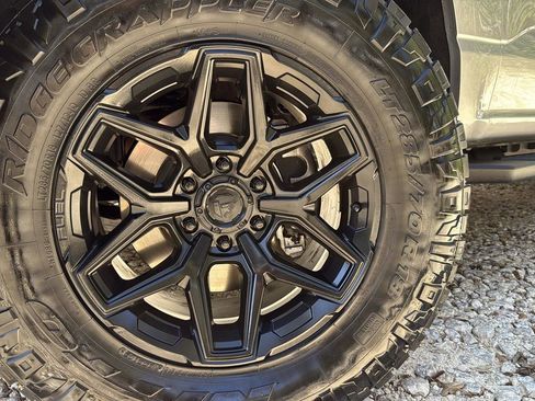 Certified 2023 Ford F150 XLT w/ Equipment Group 302A High image 9