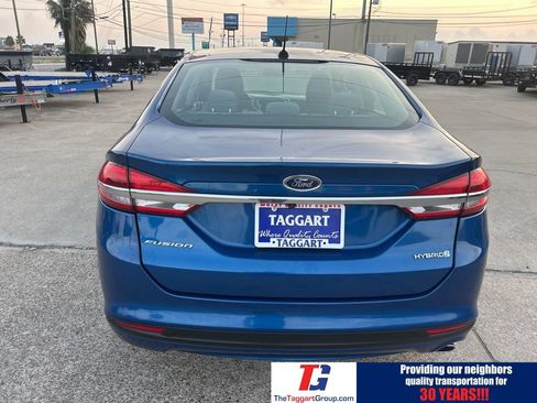 Used 2018 Ford Fusion S image 5