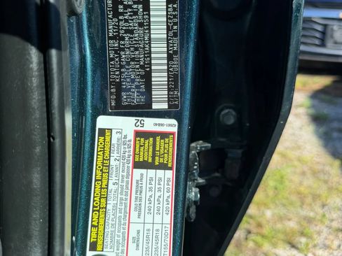 Used 2021 Toyota Camry SE FWD image 28