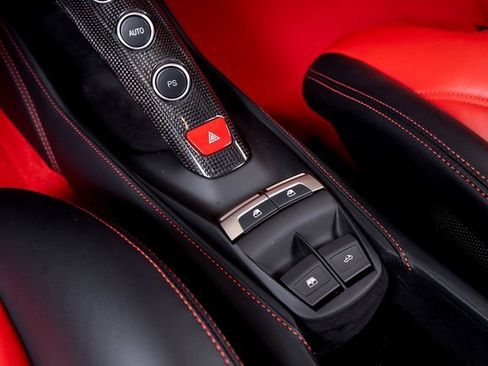 Used 2019 Ferrari 488 Spider image 47