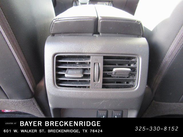 Used 2021 Nissan Rogue Platinum FWD image 16