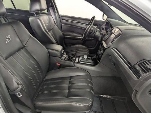 Certified 2022 Chrysler 300 S w/ Safetytec Plus Group image 30