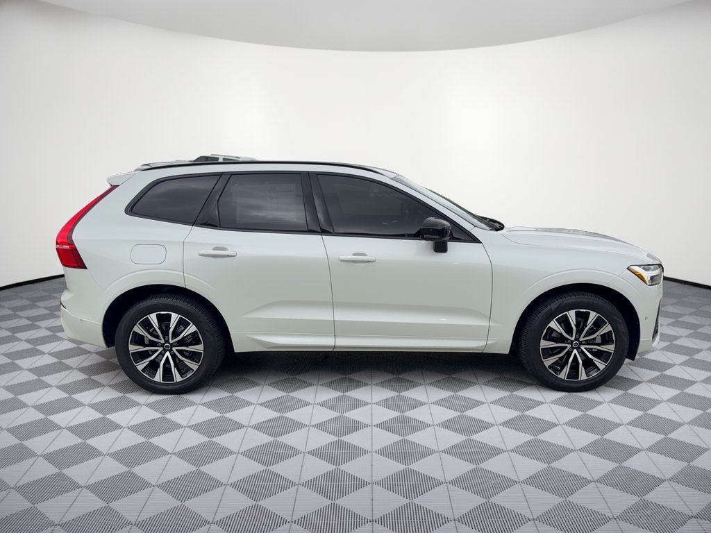 Used 2025 Volvo XC60 B5 Plus w/ Protection Package Premier AWD/4WD image 8