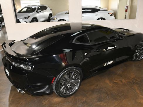 Used 2023 Chevrolet Camaro ZL1 image 79
