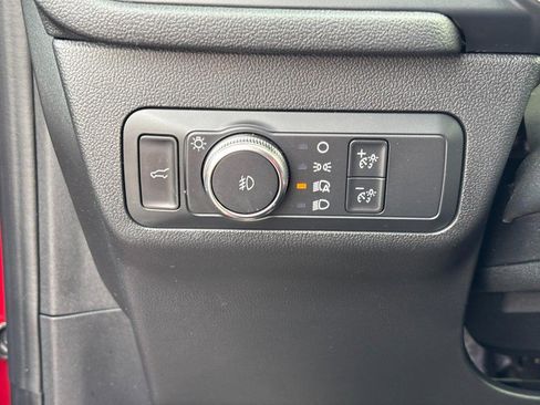 Used 2022 Ford Escape SEL w/ SEL Stealth AWD Package image 19