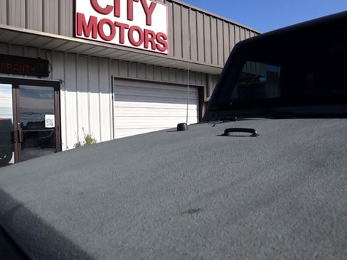 Used 2017 Jeep Wrangler Sport w/ Quick Order Package 23S image 30