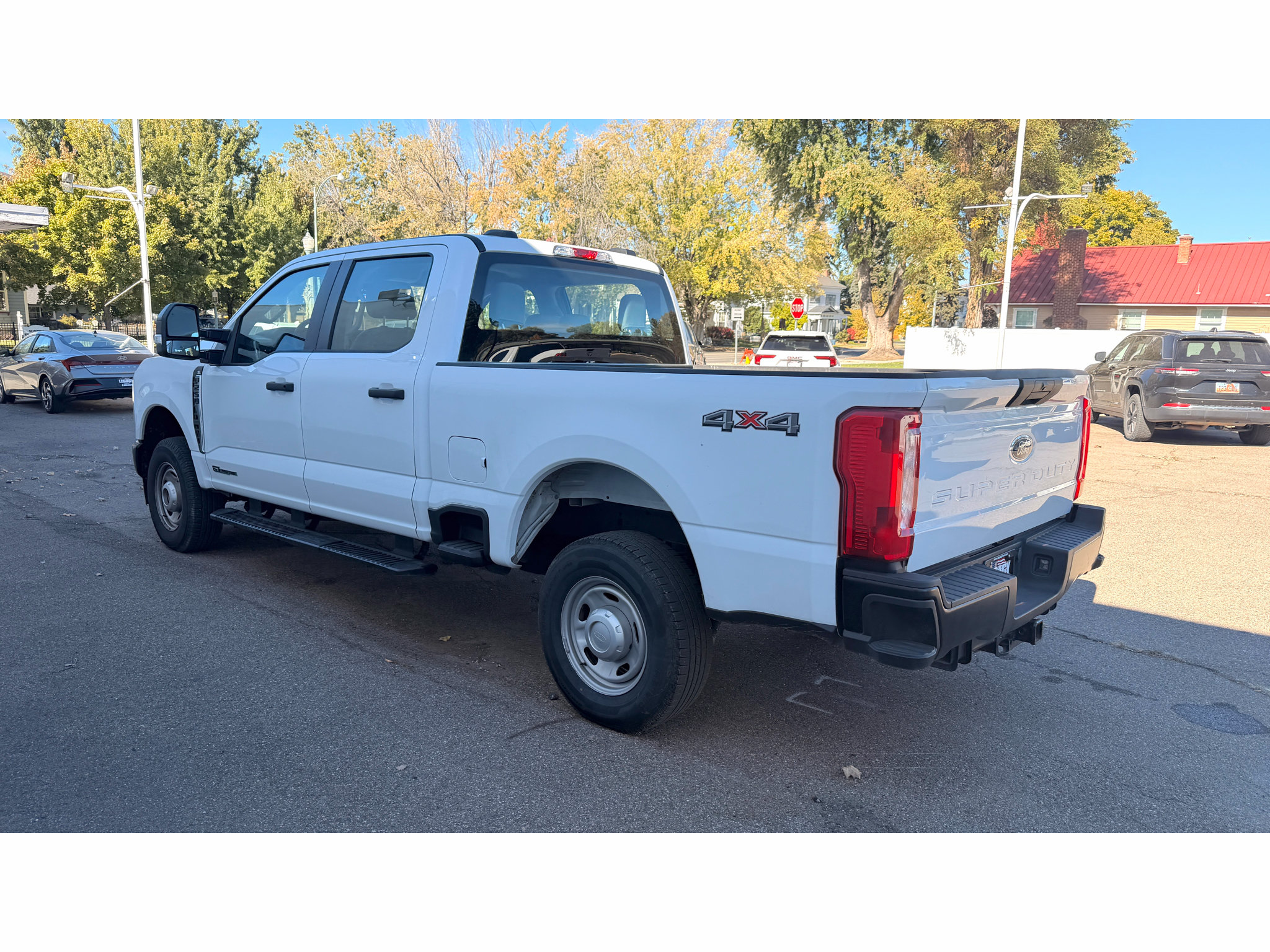 Used 2026 Ford F250 XL AWD/4WD image 3
