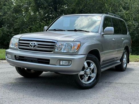 Used 2006 Toyota Land Cruiser AWD/4WD image 2