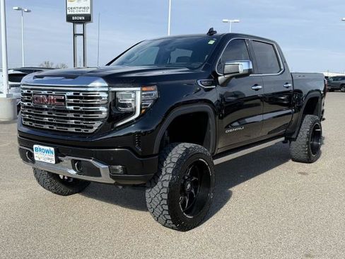 Used 2024 GMC Sierra 1500 Denali image 4