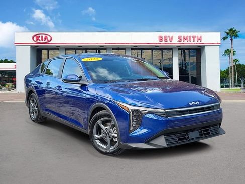 Certified 2025 Kia K4 LXS image 1
