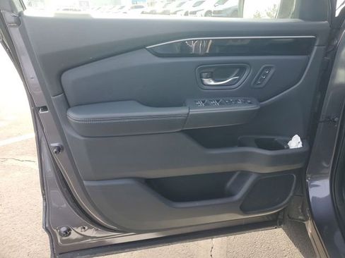 Used 2023 Honda Pilot EX-L image 38