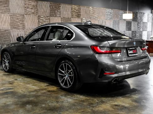 Used 2020 BMW 330i Sedan w/ Convenience Package image 16